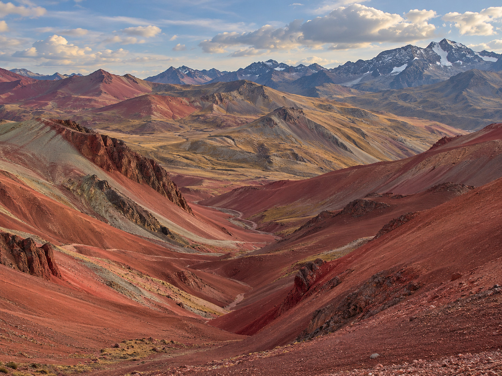 MONTAÑA DE COLORES Y VALLE ROJO EN CUATRIMOTO