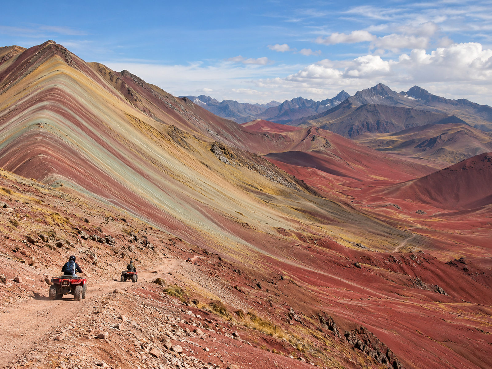 MONTAÑA DE COLORES Y VALLE ROJO EN CUATRIMOTO